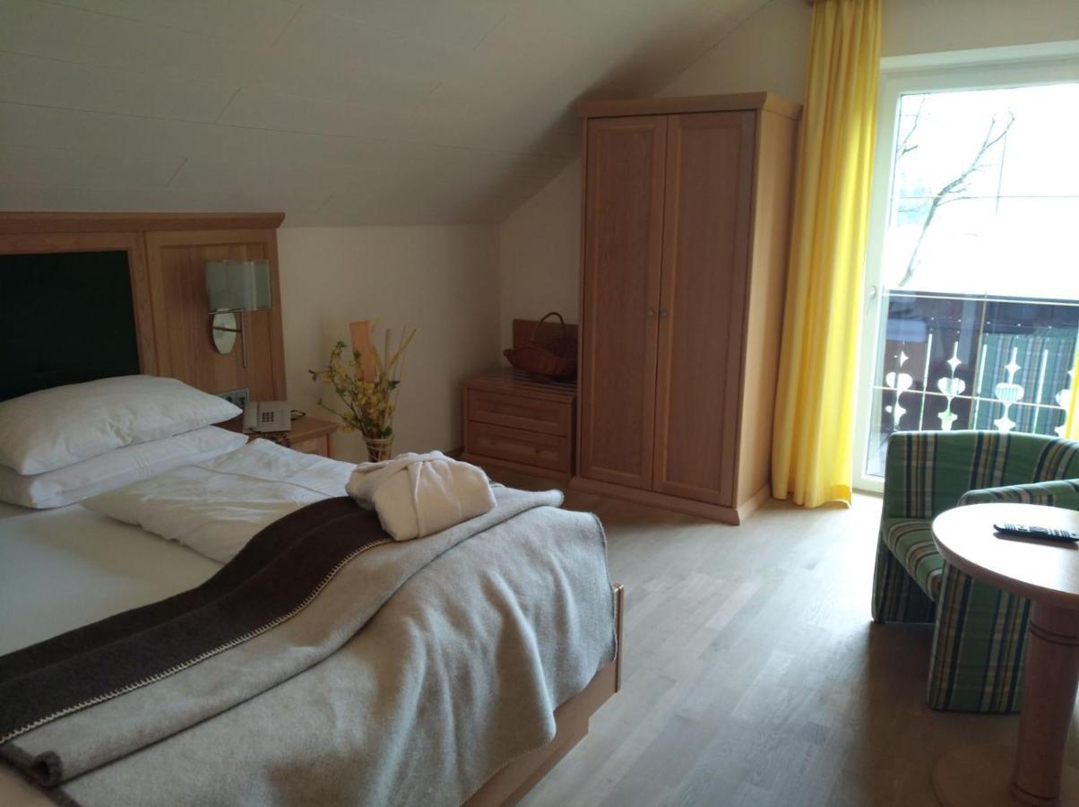 Hotel & Fuerberg Sankt Gilgen